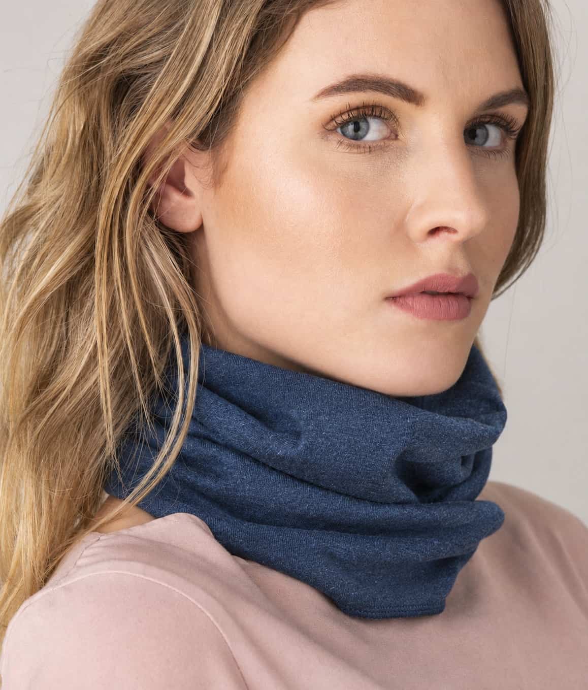 EMF protective hooped scarf Leblok Navy on a model