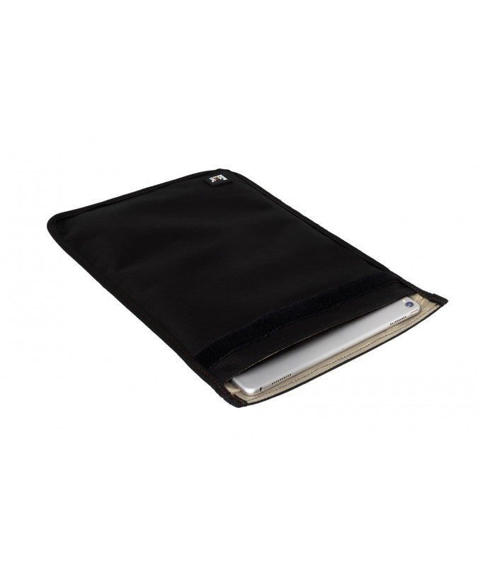 Laptop Faraday bag Leblok Security - with a laptop in